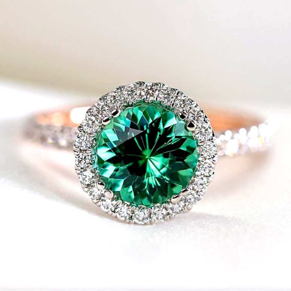 Silver 925 💍 Emerald Diamond Halo Biirthstone: MAY (6)